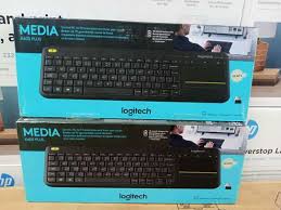 Logitech K400 Plus Wireless Touch pad Keyboard
